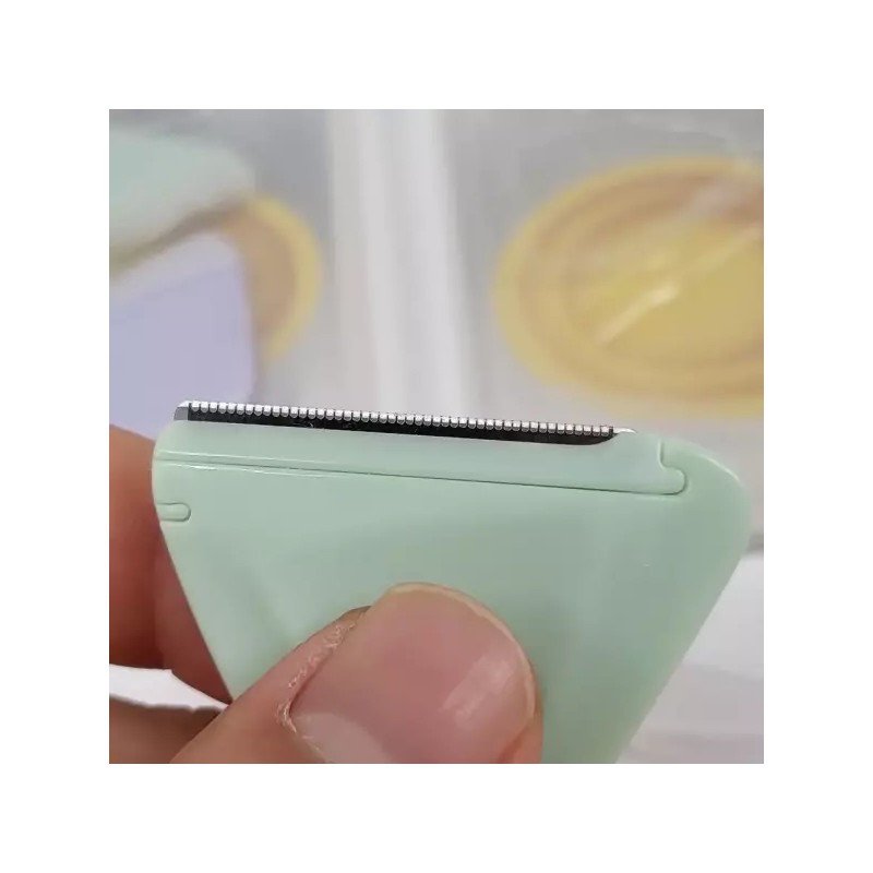 휴대용 안전한 삼각 눈썹칼 눈썹정리 눈썹정리칼 [민트+베이지] Portable Safe Triangular