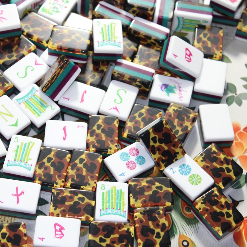 Engraved 4-Layer American Mahjong Set, Boutique 160-Tile Leopard Luxe &