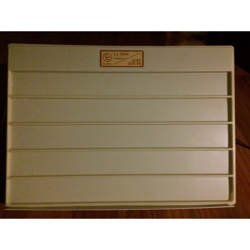 Logan 1055 E-Z View Flat Folding Slide Sorter for 40