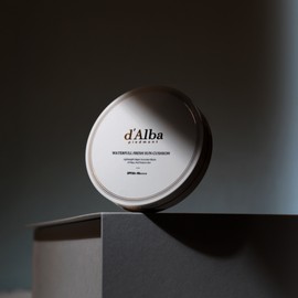 Dalba 워터풀 프레쉬 선쿠션 25g / 수분케어진정쿨링 데일리 선쿠션 / 은은한 수분광 Waterful Fresh Sun Cushion 25g / Moisture Care Soothing Cooling Daily Sun Cushion / Subtle Hydrating Glow