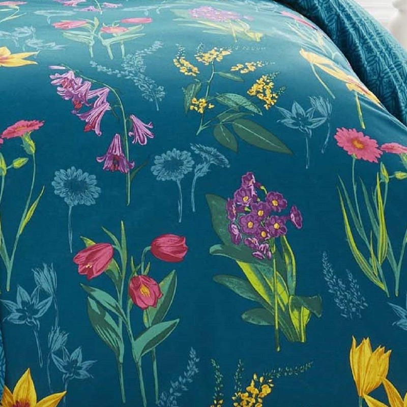 Dreams & Drapes - Ingrid Floral Print Reversible Duvet Cover