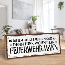 ARTFAVES® Wooden Sign with Saying "Hier wohnt ein Feuerwehrmann" Shabby Chic Vintage Sign Decorative Gift on the Theme of Trends Funny Sayings Size: 28 x 10 cm