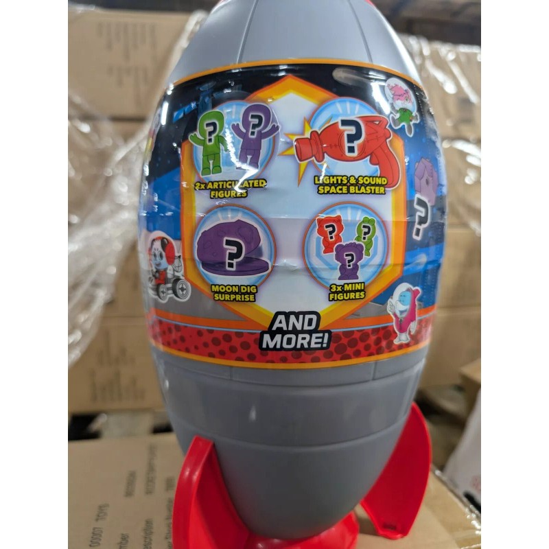 Ryan's World Galaxy Explorers Rocketship Blaster 12+ Surprises Playset 31