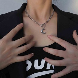 Yheakne Vintage Moon Circle Choker Necklace Crescent Moon Pendant Necklace Punk Thick Chain Necklace Silver Toggle Necklace Paper Clip Chain Necklace Punk Jewelry for Women and Girls