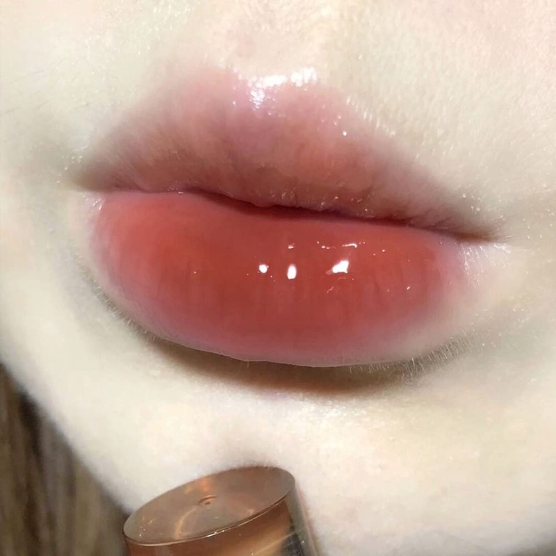 Lip Gloss Lip Moisturizing Cream, Highly Coloring, Long Lasting, Lip