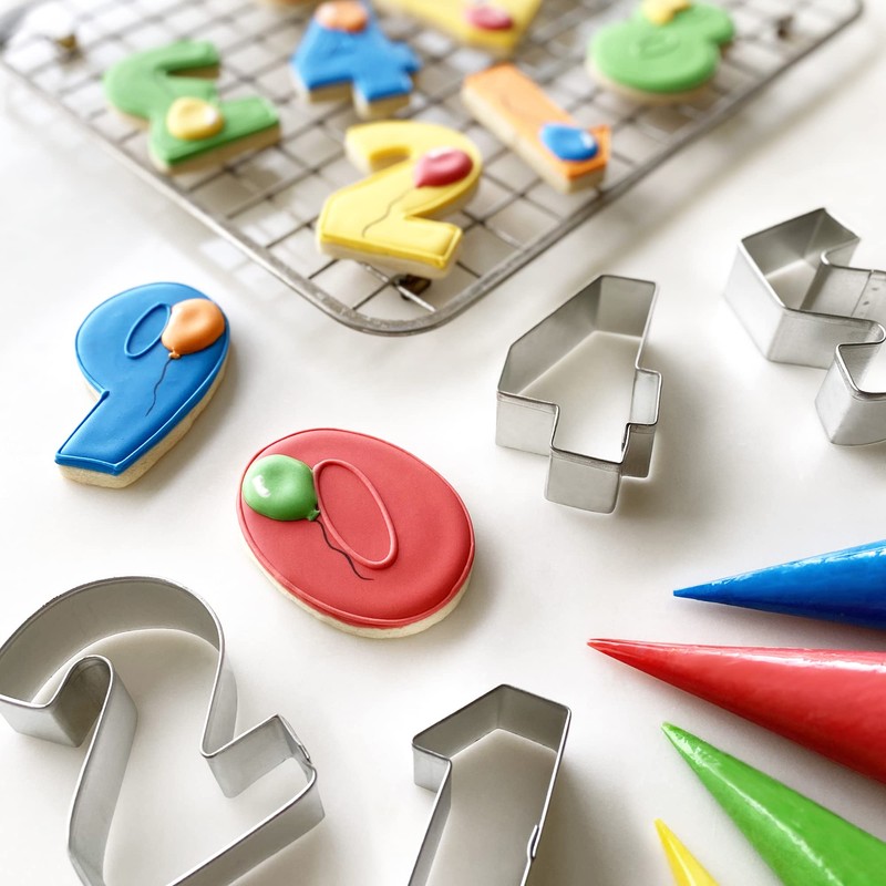 R&M 1-9 Number Cookie Cutters with Cut-Outs. 2.5” 9-Piece Gift