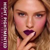 MAKI YIKA - Lápiz labial mate morado oscuro de larga