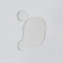 Versed Skin Soothe Hydrating Milky Toner for Face - Nourishing Coconut Water with Algae & Bamboo Extracts - Facial Toner Gently Tones, Hydrates & Helps Restore Skin’s Natural pH Balance (4 fl oz)