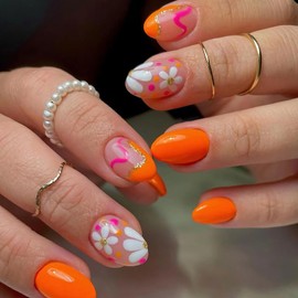 Press on Nails Short Oval, Artificial Acrylic Fake Nails with White Flowers Design, Full Cover Reusable Orange Coffin Glossy False Nails, Glue on Nails for Women, Stick on Nails for Nail Art
