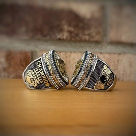 Unbranded 2005 PREMIUM Massive Fantasy Football Championship Trophy Ring