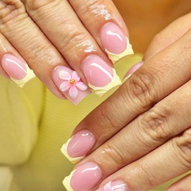 Flower Press on Nails with 3D Design Glossy Yellow French Tips False Nails Pink Ombre Fake Nail Gradient Stick on Short Square Fingernails Minimalist Glue on Nail for Women Daily Wear