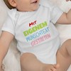 Geschenk mit Namen personalisiert by Shirtracer - Baby Bodysuit Boy