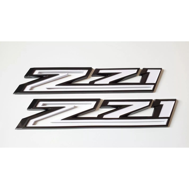 OEM 2pcs 2019-2023 Chevy Silverado Z71 Emblem OEM Fender Gloss