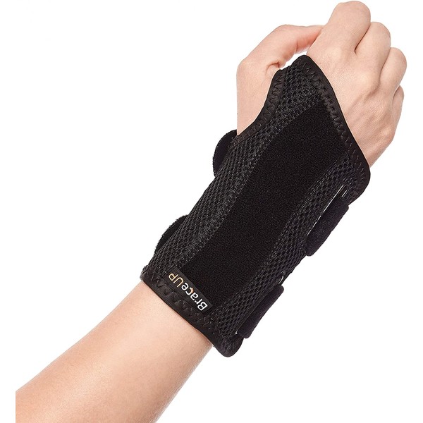 Wrist Splint for Carpal Tunnel Right Left Hand by BraceUP - Wrist Support for Women and Men, Daytime and Night Use, Wrist Brace for Pain Relief and Arthritis - Right Wrist (L/XL)