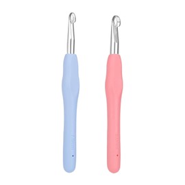 Pack of 2 Crochet Hooks, 7 mm, 8 mm Crochet Hooks, TPR Soft Grip Knitting Needles with Ergonomic Handle, Colourful Knitting Crochet for Beginners and Crochet Yarn, Arthritic Hands