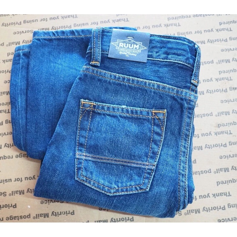 Ruum American Kids Wear JEANS SIZE 6 19" INSEAM STRIGHT