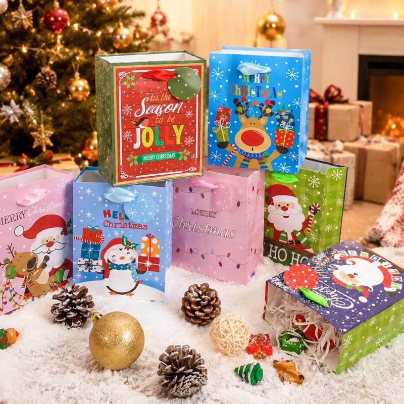 Small Christmas Gift Bags Bulk, 20 Holiday Party Favor Bags