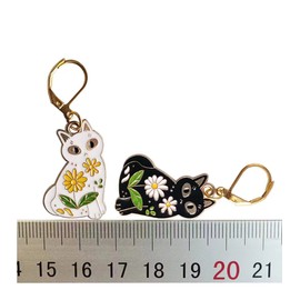 3PCS Flower Cat Crochet Removable Locking Stitch Markers for Knitting and Crocheting Cute Metal Charms Great Gift Knitting Supplier（White and Black）