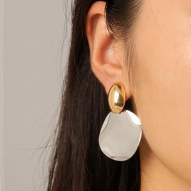 FAMARINE Gold Silver Small Disc Statement Earrings Smooth Round Hammered Dangle Earrings for Women Trendy