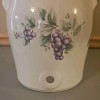 Pfaltzgraff Grapevine Beverage Crock 1Gal Dispenser NEW