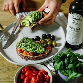 Ancient Foods Keros Greek Organic Extra Virgin Olive Oil – Fresh, Cold Pressed Olive Oil from Greece, High Phenolic 1000 Year Old Trees (0.5L)