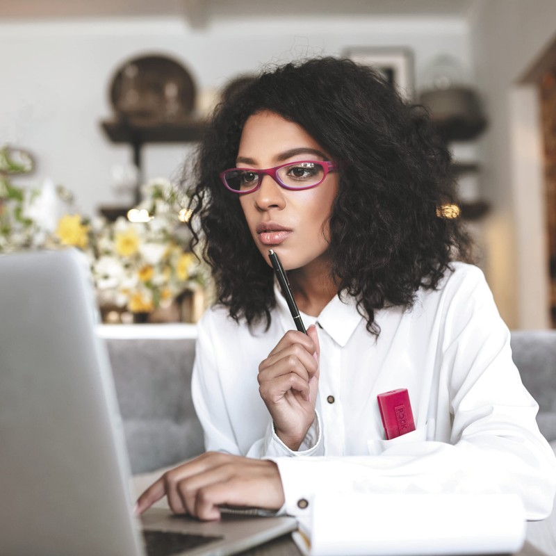 IF Lectores de bolsillo – Gafas de lectura en un