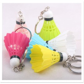 KOMUNJ Pack of 18 Colourful Mini Badminton Key Fob Badminton Metal Key Chain Ball Key Fob 6 Colours Key Ring 3D Key Chain, Yellow, white, red, blue, green, pink