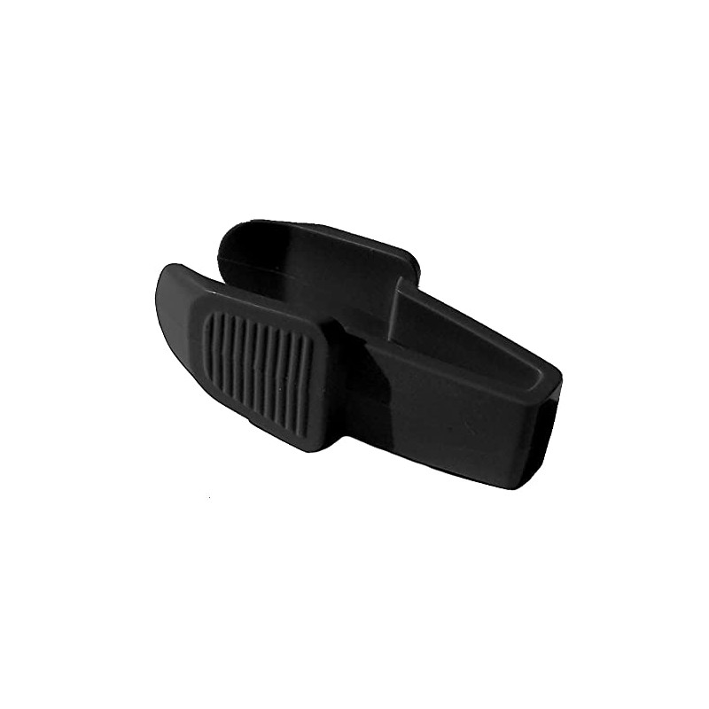 Tupperware Strawberry Huller in Cosmos Black