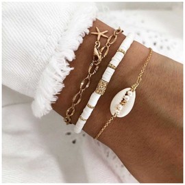 Yheakne Vintage Layered Heishi Surfer Bracelet White Heishi Bead Bracelet Gold Star Shell Bracelet Pearl Cowrie Bracelet Adjustable Handmade Bracelet Jewellery for Women and Girls