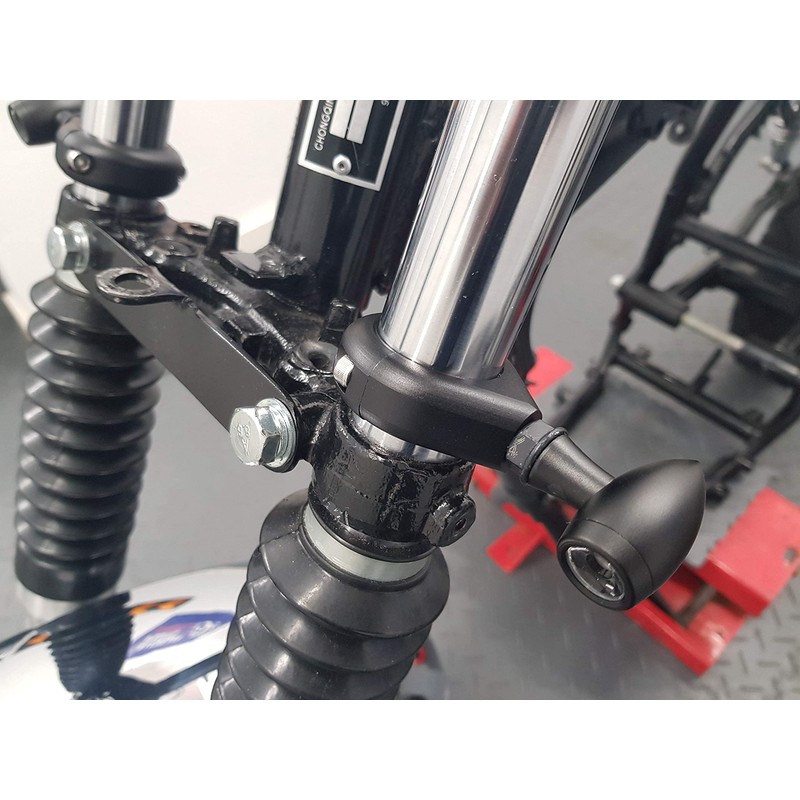 1 Pair Motorcycle Universal Indicator Fork Clamps in Black 46-47mm