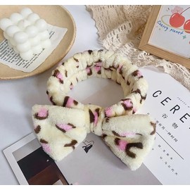 Leopard Print Spa Headbands – Fluffy Microfiber Bow Hairbands for Women, Makeup & Face Washing Headbands, Cute Skincare Accessories for Shower, Yoga, and Parties