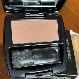 Avon Blush Candlelight Shimmer Finish True Color Luminous
