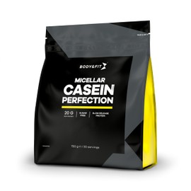 Body & Fit Micellar Casein Perfection Strawberry Milkshake 750 g (30 Shakes)