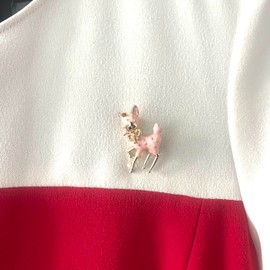 Pink Brooch Deer - Small Animal Lapel Pin Lovely Brooch Gift Jewellery for Women and Girls, Glass