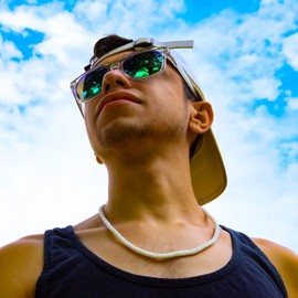 Puka Shell Necklace for Men & Women - Beach & Summer Jewelry (Style A White crushed shells)