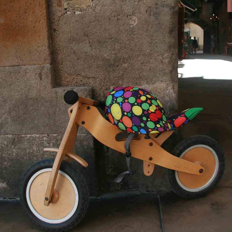 COOLCASC CRAZY DOTS Multisport Helmet Cover