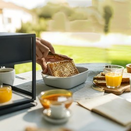 Beehive Frames Kit, 2 Set Medium Bee Hive Frames with 16 PCS Honeycomb Cassettes Bee Comb Honey Frame Set with Comb Foundation, 6-1/4 Inch (Unassembled)