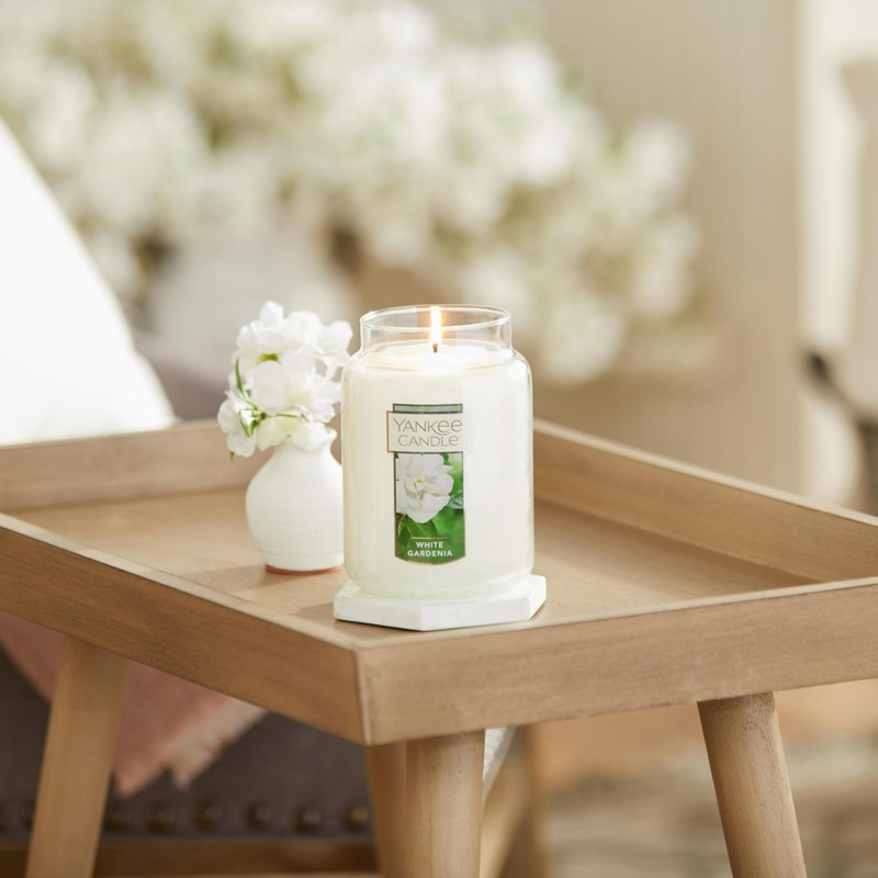 Yankee Candle White Gardenia Scented, Classic 22oz Large Jar Single
