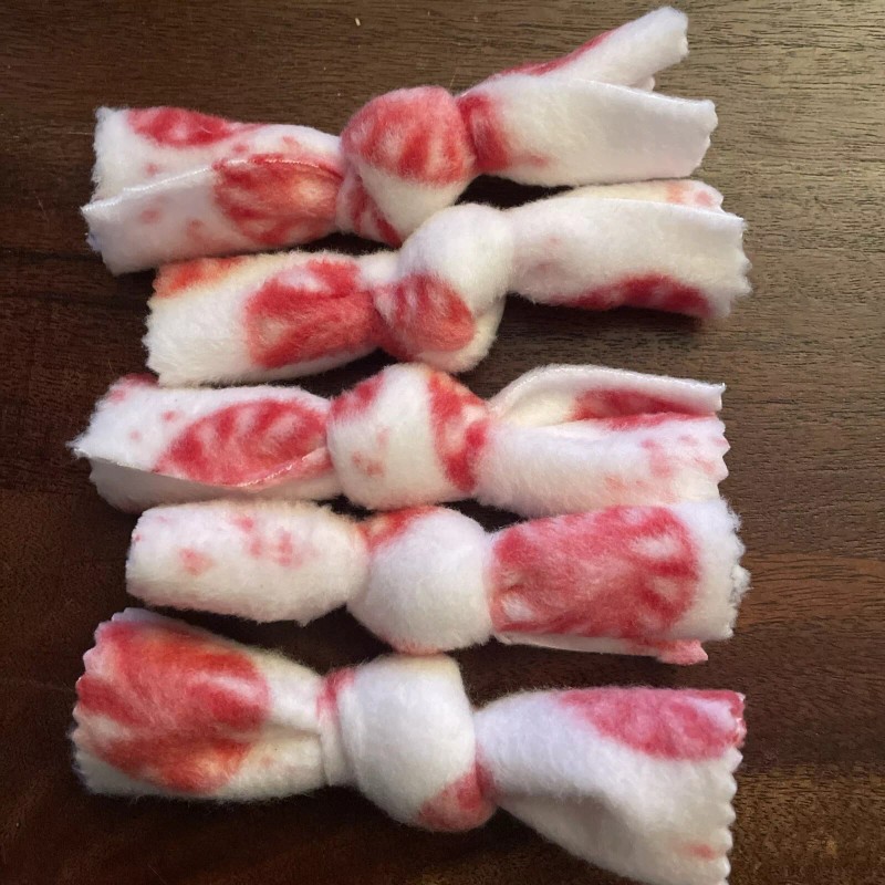 Unbranded Bowtie Shaped Cat Toy With Catnip Inside 5 Pack