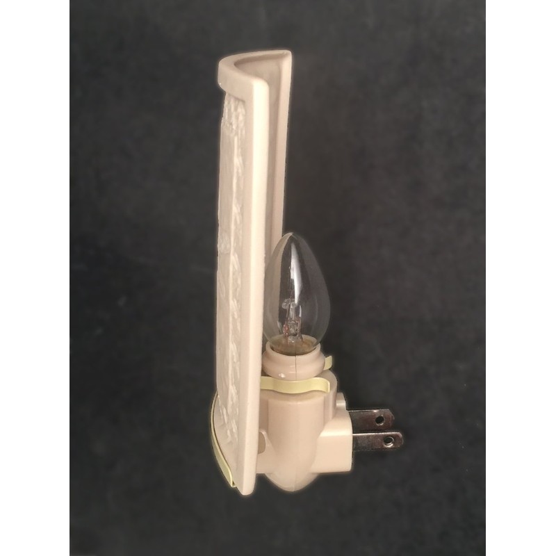 The Porcelain Garden Santa's Surprise - Curved Fine Porcelain Lithophane