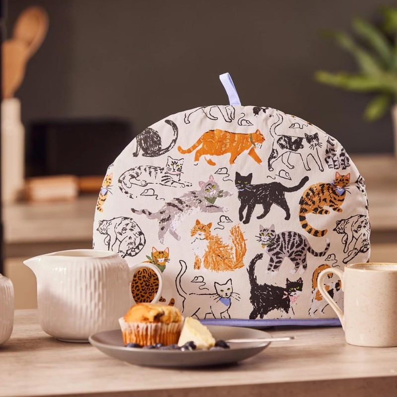 Ulster Weavers Feline Friends Tea Cosy