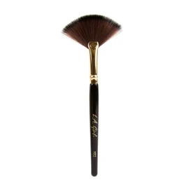 L.A. Girl Fan Brush GPB102