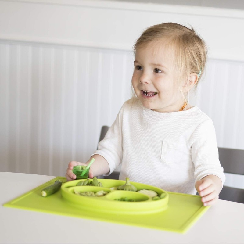 ez pz Plato Autoadherible Silicon para Bebé Happy Mat. Mantel