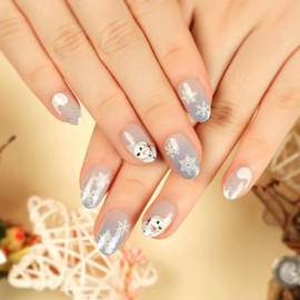 Christmas Press on Nails Short Oval Winter Fake Nails Gray Full Cover Cute Snowman False Nails with Snowflake Designs Glossy Glue on Nails Manicure Acrylic Artificial Nails for Women Girls 24Pcs