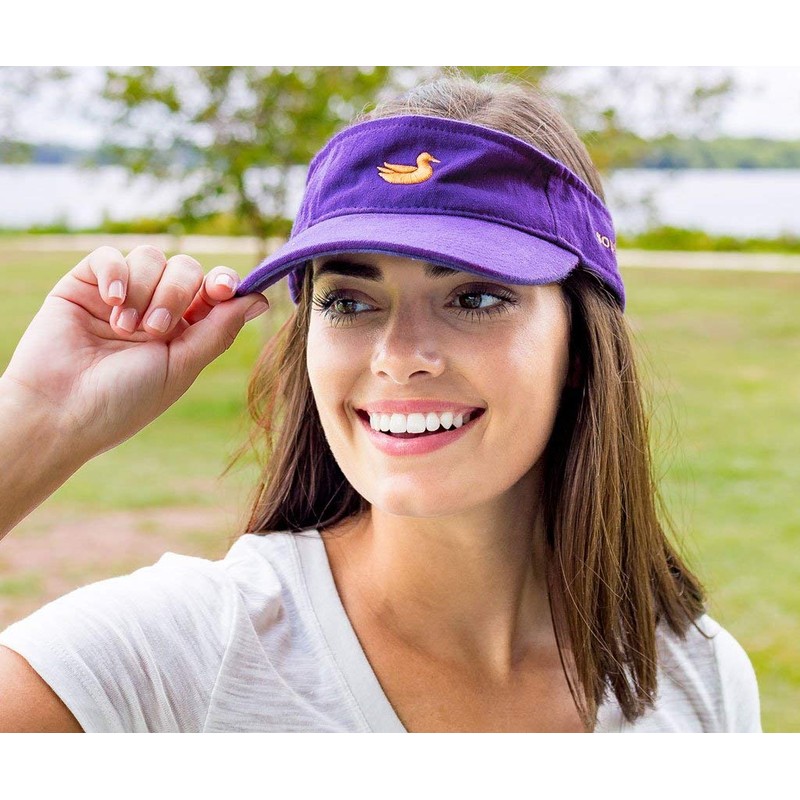 Visor en color morado con amarillo pato por sur Marsh,