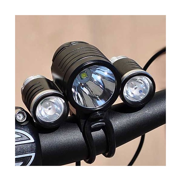 LEDwholesalers 3 LED Bike Light with Battery,8216