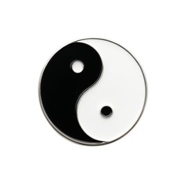 Black & White Yin Yang Ball Marker - Single Premium Golf Marker for Putting Green | Unique Golf Ball Marker for Men & Women – Ballmarker Golf Gift for Alignment & Style, 1" Wide