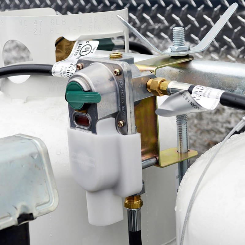 Mr. Heater F273776: Propane Auto-Changeover Two Stage Regulator - Replaces