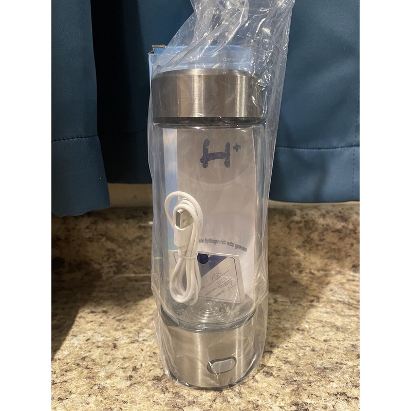 H2 Hydrogen Water Bottle USB Rechargeable Anti-Aging Hydrogen Water Bottle.
