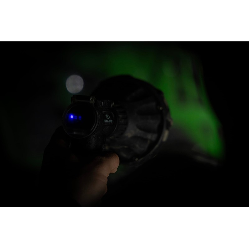 Cyclops Rechargeable Portable Handheld REVO RS 4000 Lumens Spotlight Flashlight